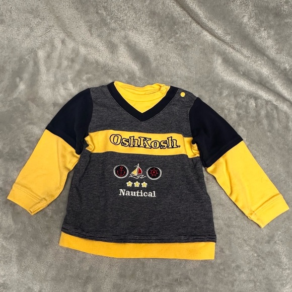 OshKosh B'gosh - long sleeve pullover top/T-shirt. Size 2T - Picture 1 of 3